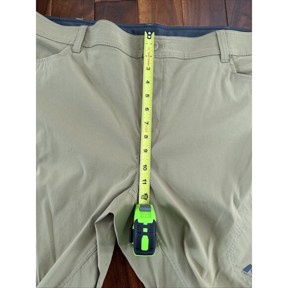 Eddie Bauer Pants Mens T44x34 Beige Cargo First Ascent Zip Pockets Stretch Nylon - Picture 5 of 15